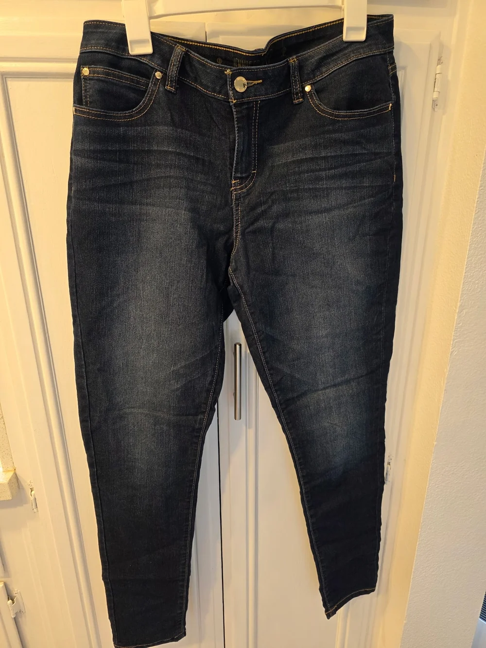 Like NEW Jennifer Lopez Women's Skinny Jeans - Dark Blue ~ Size 12 - Picture 6 of 8